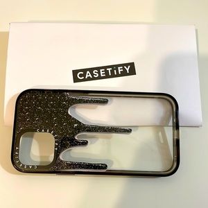 Black drip Casetify iPhone 12